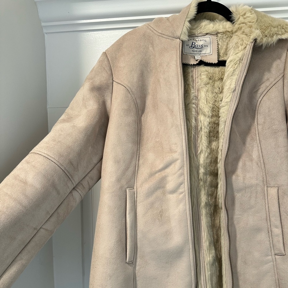 G.H. Bass & Co. Women's Cream Suede Winter Jacket